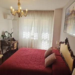 Stanza Classica Eur Tintoretto Bed & Breakfast